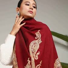 what does real kashmiri pashmina feel like