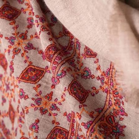 can you iron a pashmina shawl